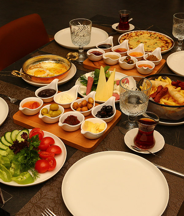 Dobos Lounge
